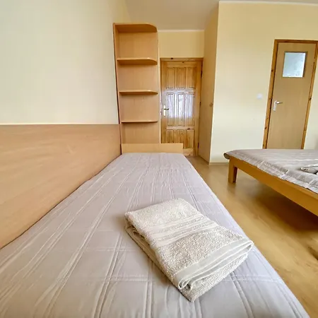 ゲストハウス Podlesie